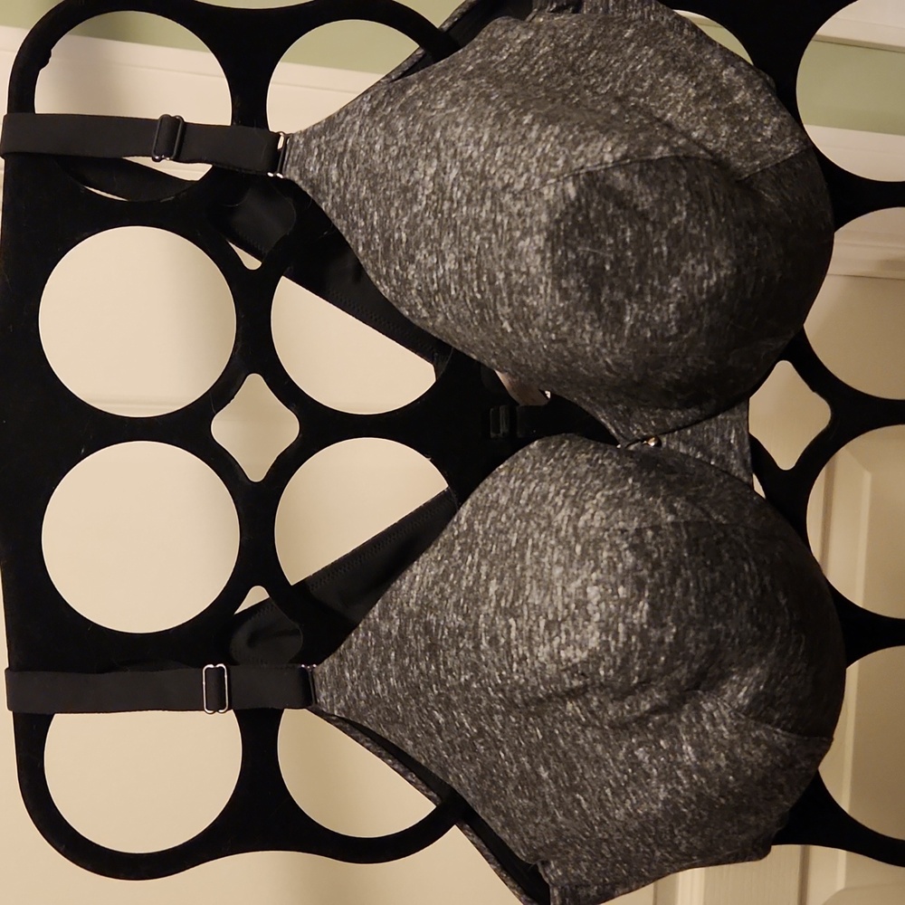 44D Bra